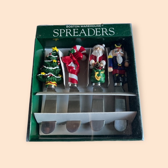 Boston Warehouse Holiday Spreaders Two Sets of 4 each Stainless Steel Knives NIB - Picture 2 of 3